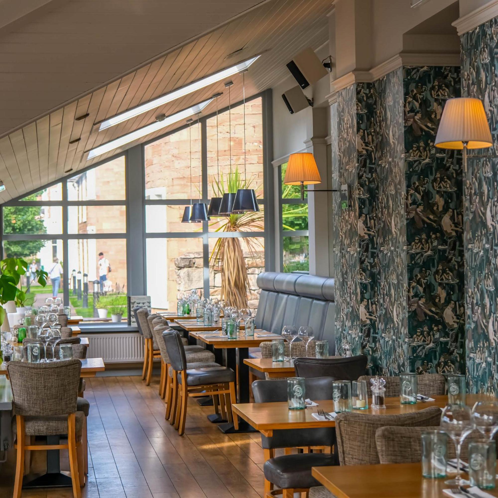 Glen Mhor Hotel At Uile-Bheist 'Brewstillery' Инвернесс Экстерьер фото