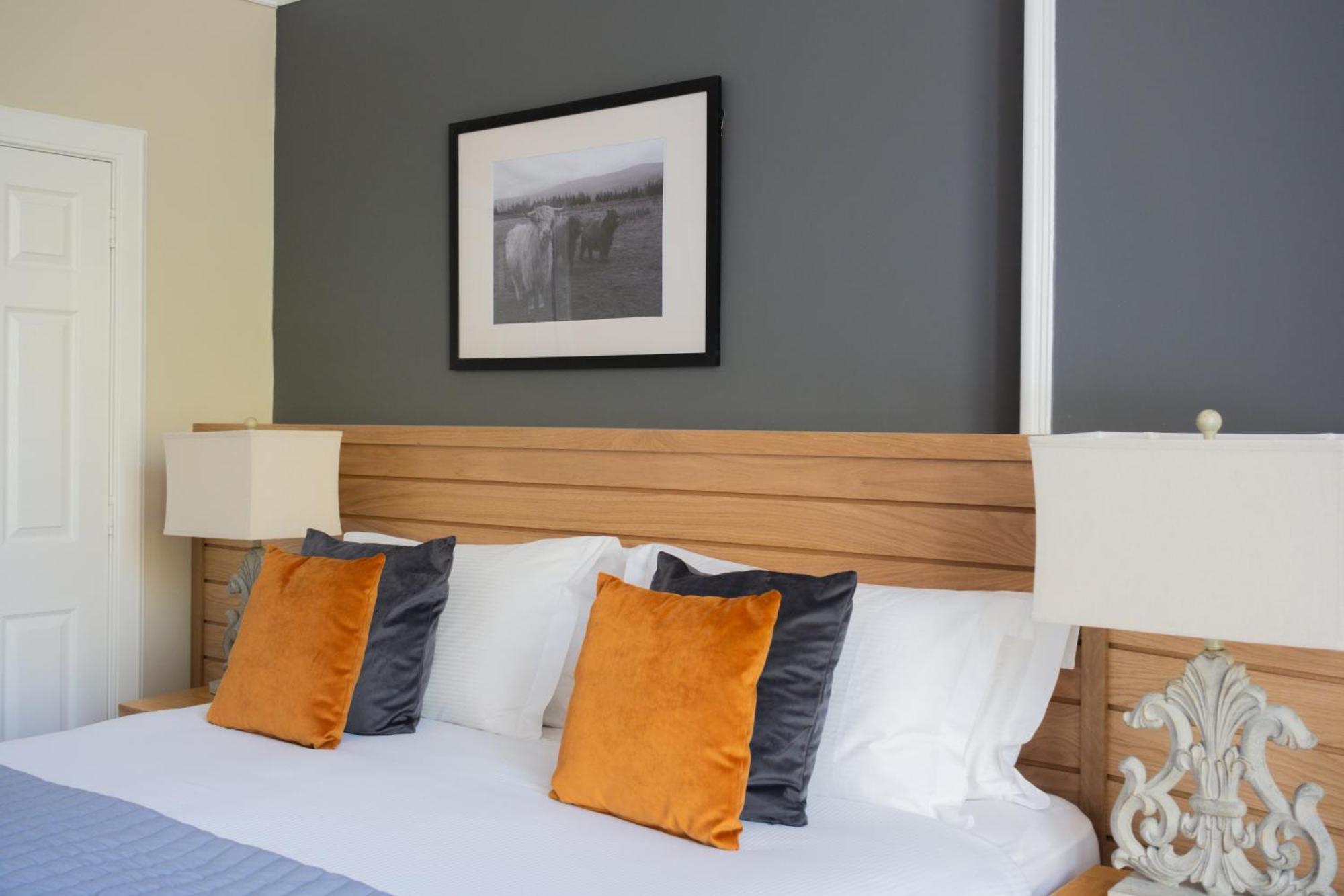 Glen Mhor Hotel At Uile-Bheist 'Brewstillery' Инвернесс Экстерьер фото