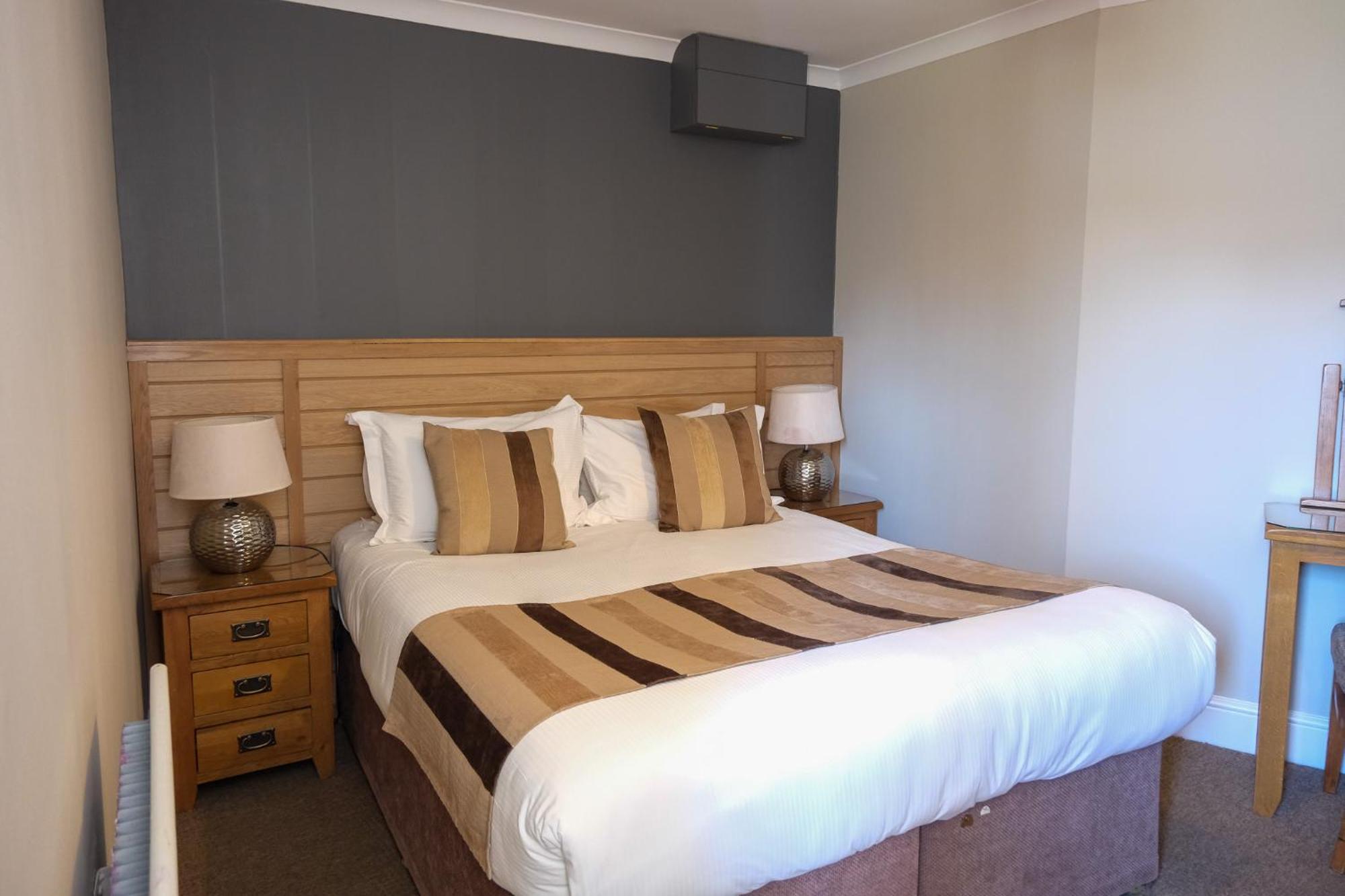 Glen Mhor Hotel At Uile-Bheist 'Brewstillery' Инвернесс Экстерьер фото