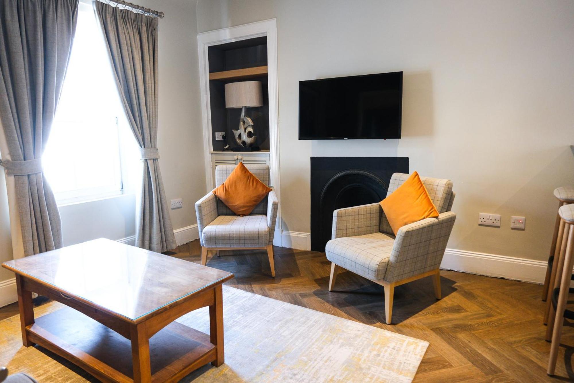 Glen Mhor Hotel At Uile-Bheist 'Brewstillery' Инвернесс Экстерьер фото